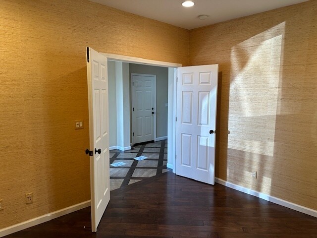 Building Photo - 9561 California Oak Cir