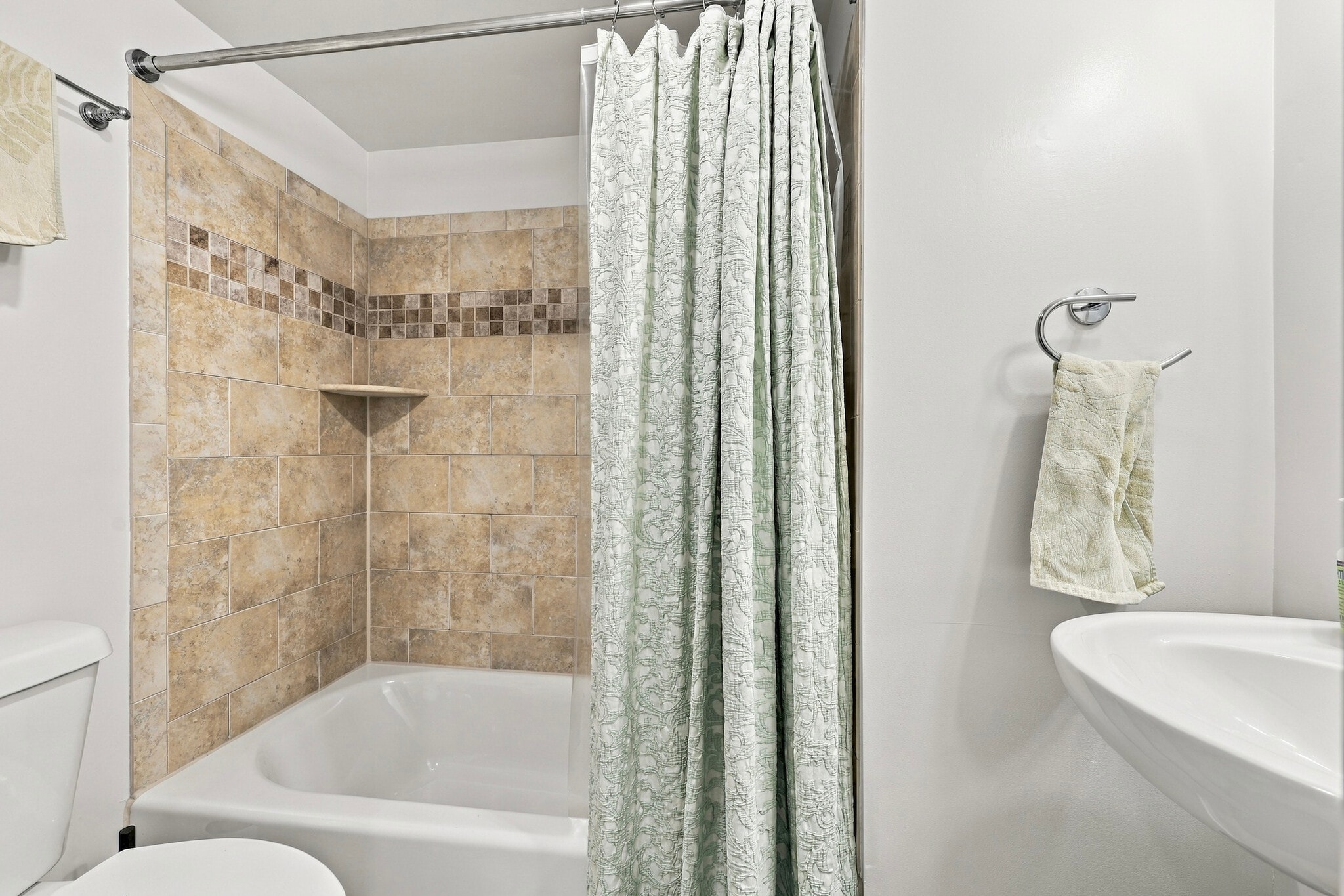 Bathroom - 2612 Ellsworth St