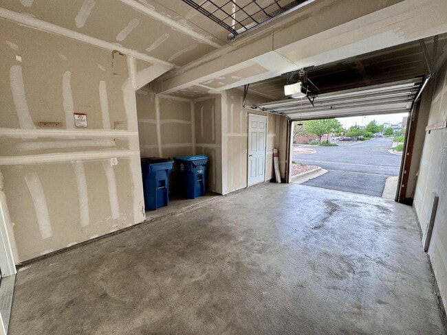 Building Photo - 5423 Water Tower Promenade