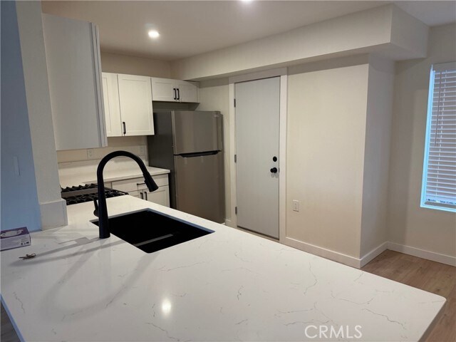 Building Photo - 1365 Crafton Ave