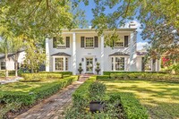 Building Photo - Gorgeous Furnished Home