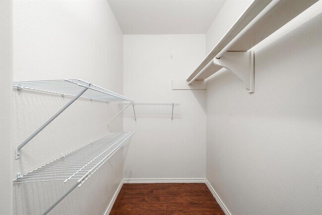 Building Photo - 8806 Langdon Ln