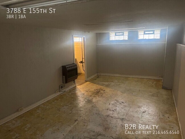 Building Photo - 3788 E 155th St