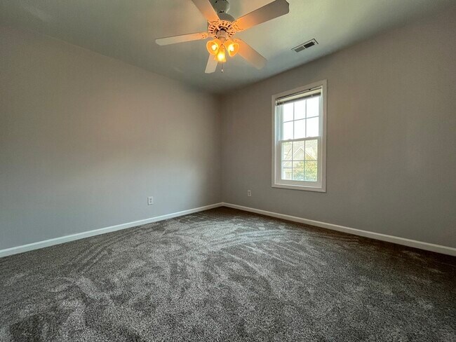 Building Photo - 4485 Easywater Ln