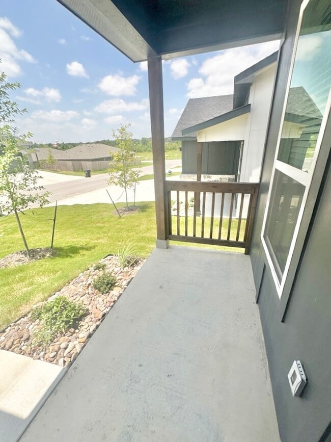 Primary Photo - AVAILABLE NOW! - FIRST MONTH FREE