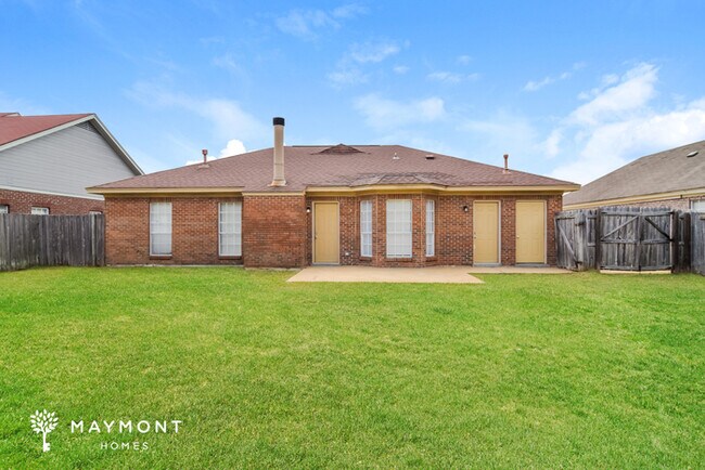 Building Photo - 2645 Fair Oaks Dr