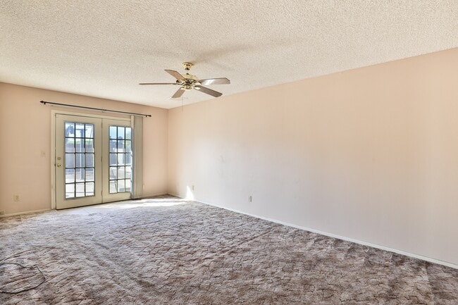 Building Photo - 5427 W Seldon Ln