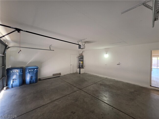 Building Photo - 626 Palmwood Ln