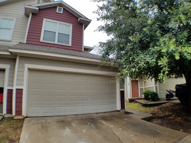 Building Photo - 2502ALLRED