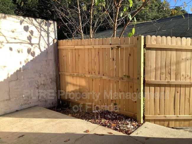 Building Photo - 2985 SE 55th Ave