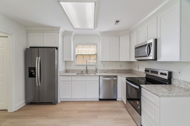 Building Photo - 3956 Archibald Way