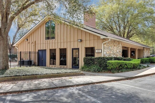 Building Photo - 507 NW 39th Rd