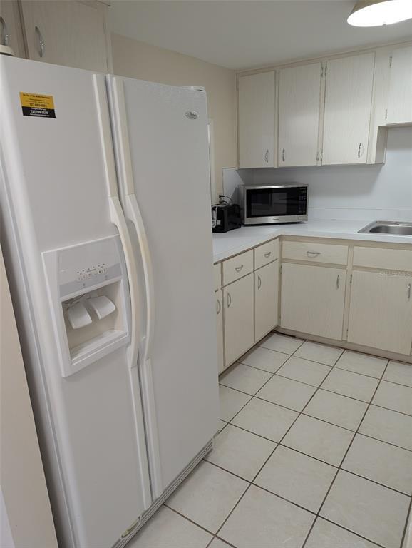 Building Photo - 2466 Ecuadorian Way