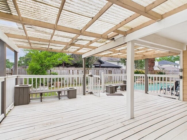 Building Photo - 27116 Monarch Woods Dr