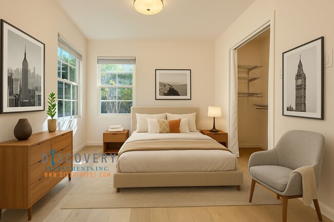 Building Photo - Your Ideal Modern Retreat with Enclosed Yard