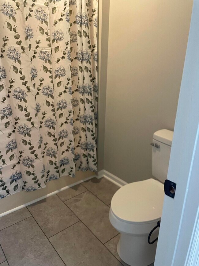 Building Photo - 325 Hackamore Trail