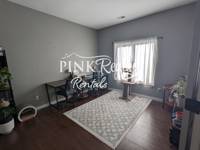 Building Photo - 9496 Pony Gulch Way