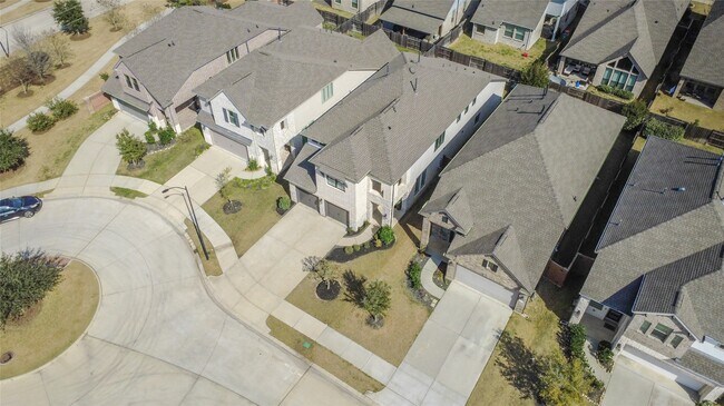 Building Photo - 7030 House Wren Ct