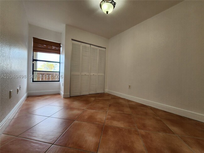 Building Photo - 13412 SW 17th Terrace Cir S