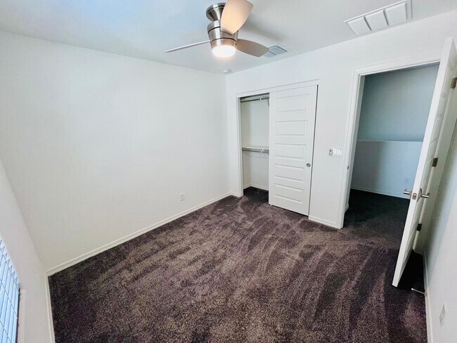 Building Photo - 14259 W Buckskin Trl