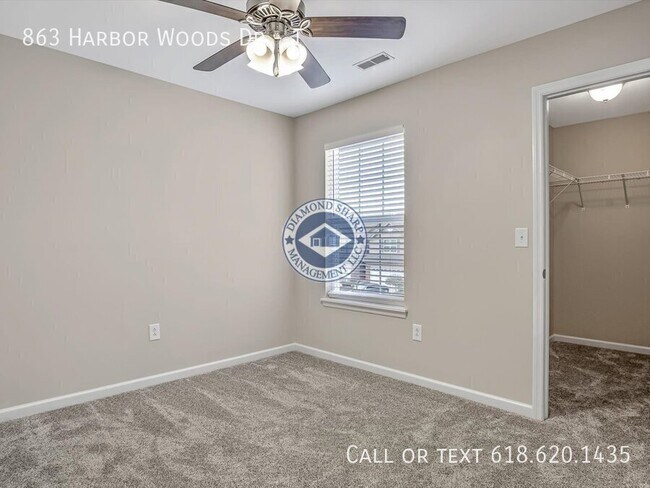 Building Photo - 863 Harbor Woods Dr