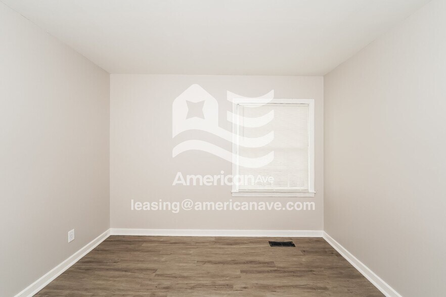 Building Photo - 5512 Ter Q