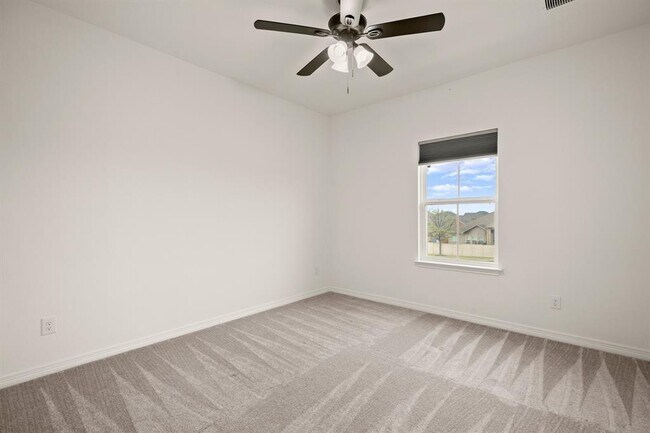 Building Photo - 20521 Martin Ln