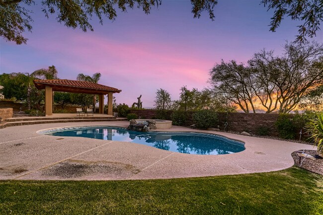 Building Photo - 6038 E Country Club Vista Dr