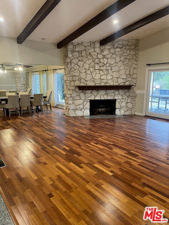 Building Photo - 4368 Fairway Dr