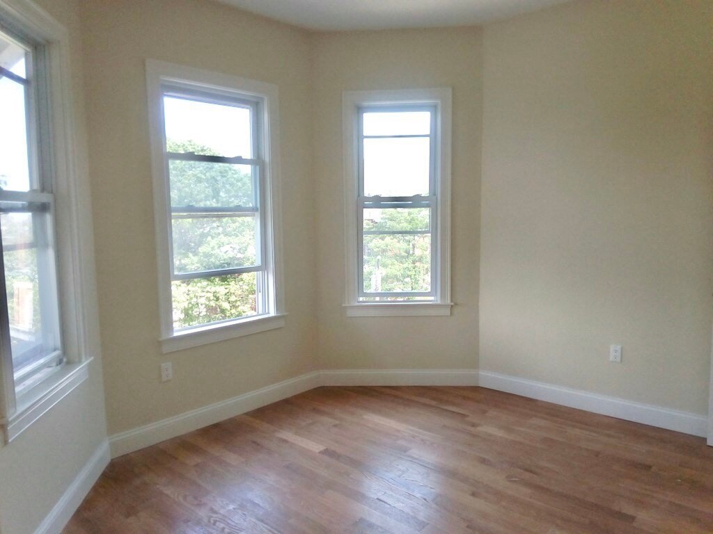 Building Photo - 39 Millmont St