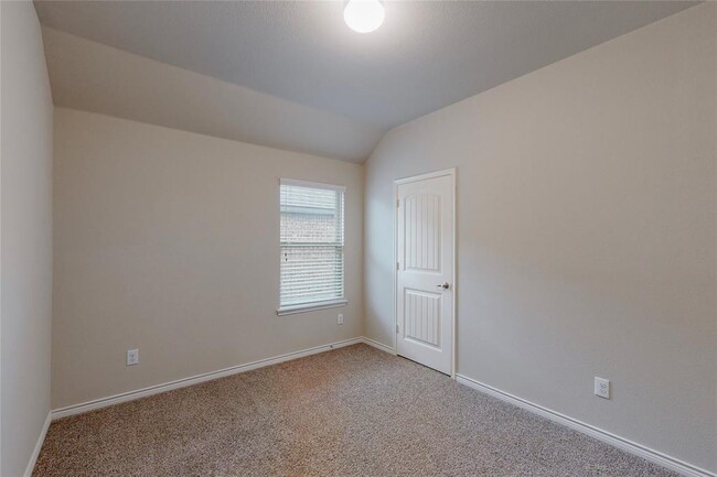 Building Photo - 2917 Colorado Dr