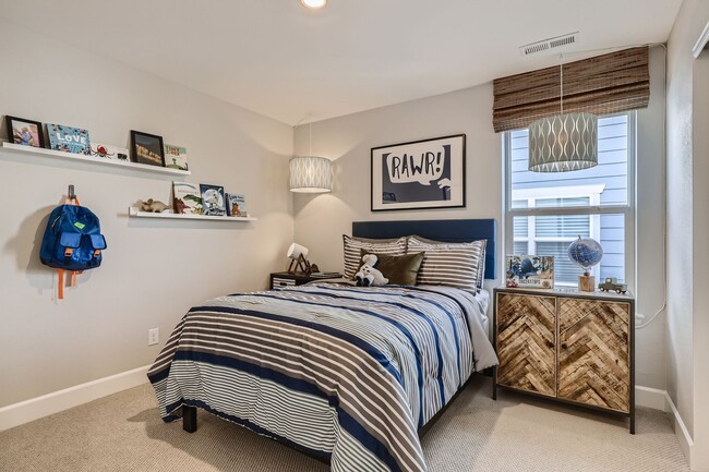 Building Photo - New 3 BDR Arvada Home Convenient to Everything