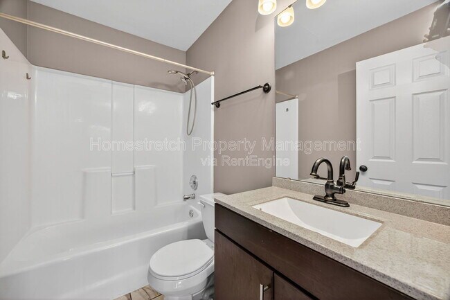 Building Photo - 820 Whisper Creek Ct