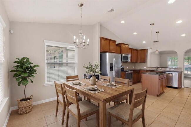 Building Photo - 18401 Friendship Hill Dr