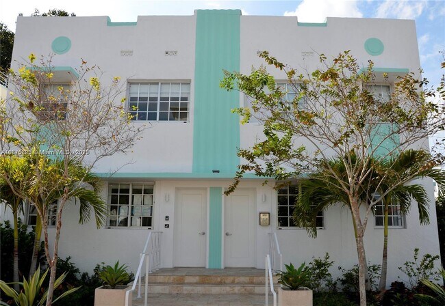 Building Photo - 700 16th St