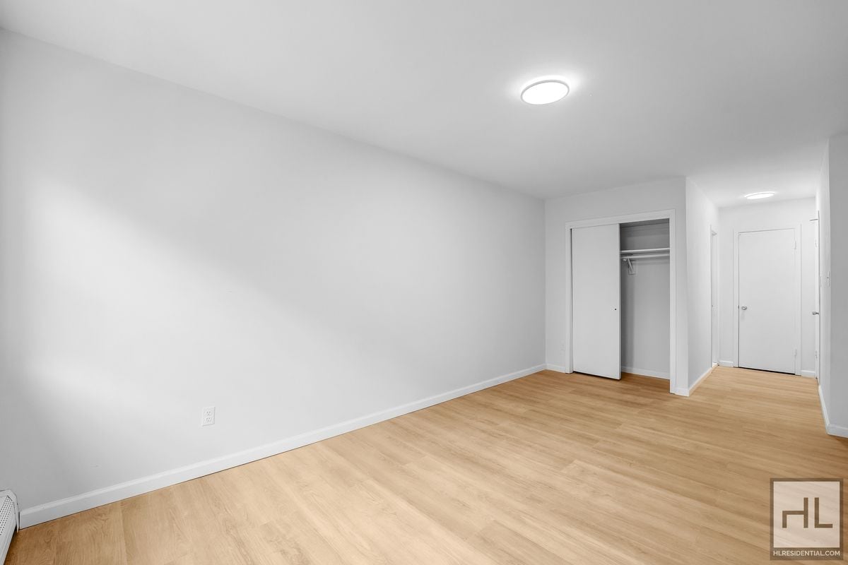 Building Photo - 72 DRIVE