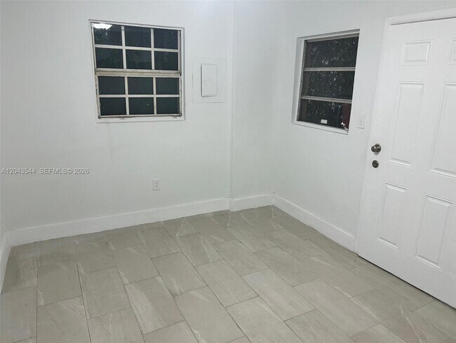 Building Photo - 261 NW 49th St