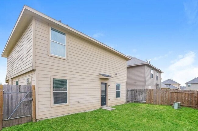 Building Photo - 2418 Thorney Ct