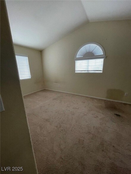 Building Photo - 9300 Cool Creek Ave