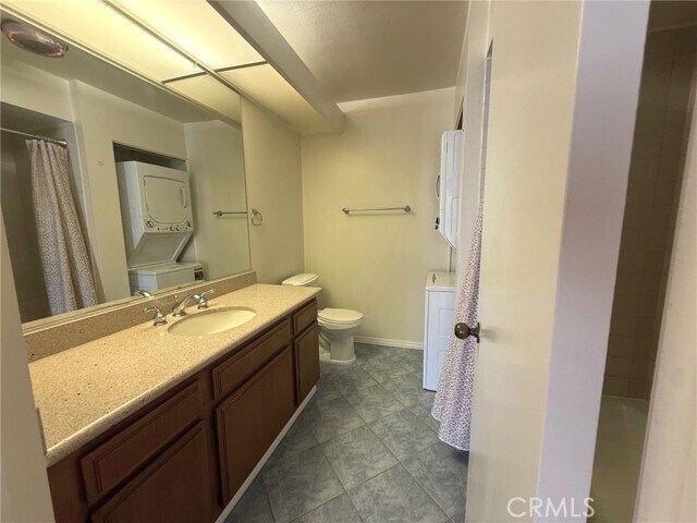 Building Photo - 222 S Central Ave