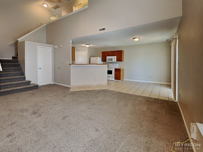 Building Photo - 1310 Kenwood Dr