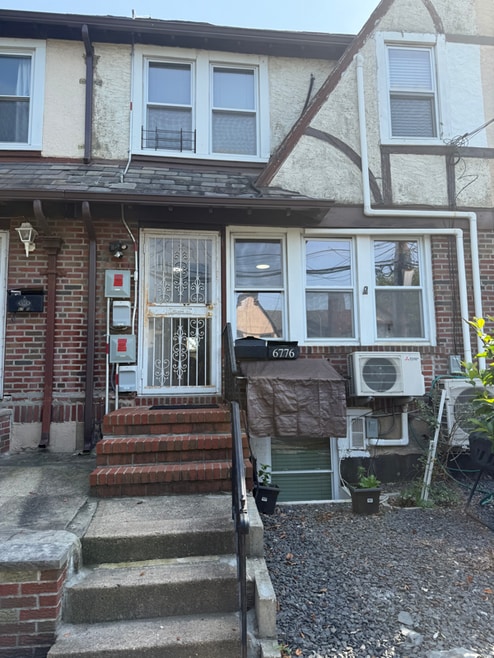 Building Photo - 67-76 Dartmouth St