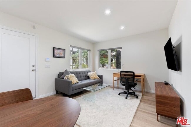 Building Photo - 2401 21st St