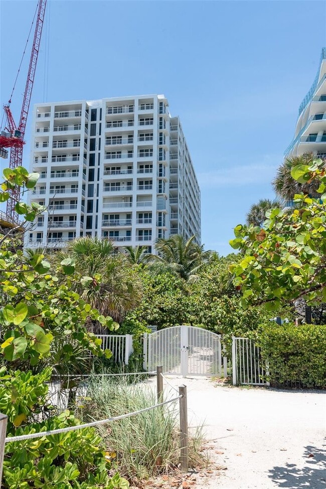Building Photo - 9341 Collins Ave