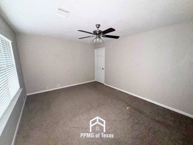 Building Photo - 18310 Atasca Wds Trce