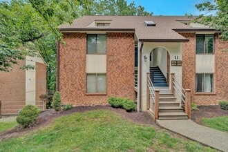 Building Photo - 3273 Forest Ridge Rd