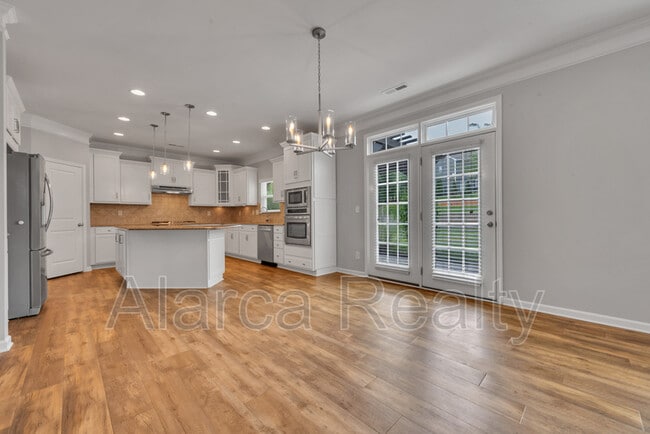 Building Photo - 7419 Canova Ln