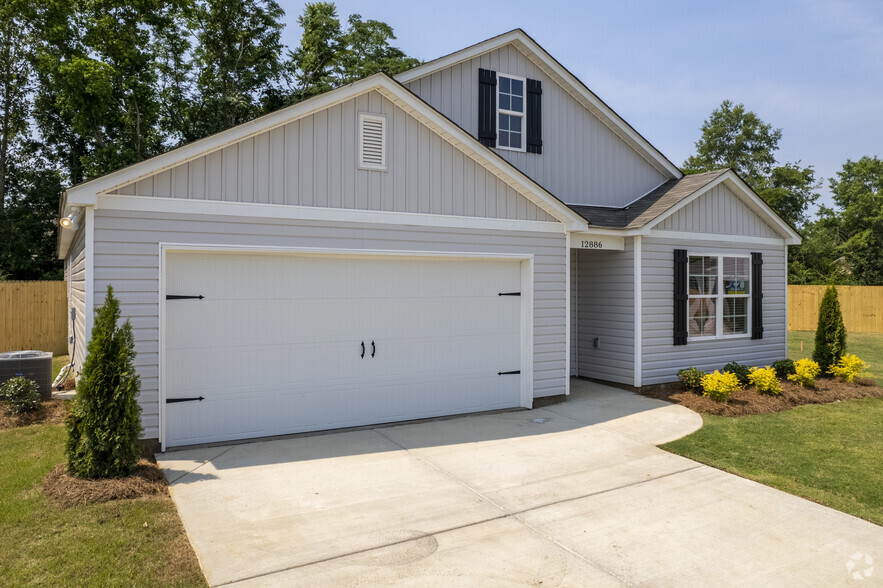 Building Photo - The Grove Moundville