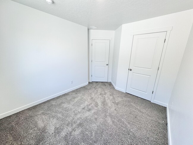 Building Photo - 1438 W 3600 S St