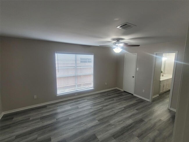 Building Photo - 1010 Red Rock Canyon Dr